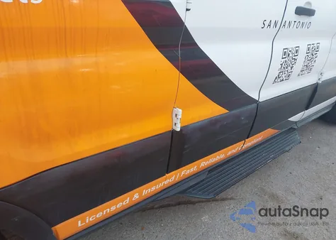 2015 Ford Transit-350 Xlt z USA, uszkodzony, nr VIN 1FBZX2ZM0FKA63136